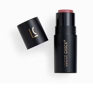 LUCKY CHICK
Lip & Cheek Multi Stick